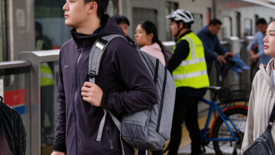 What Are the Best Accessories for Daily Commuting?