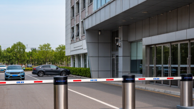 7 Tips for Buying Automatic Parking Bollards