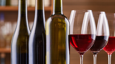 Why Choose Bottle And Glass Of Wine Packaging?