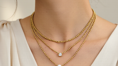 How to Layer Luxury Necklaces for a Sophisticated Look?