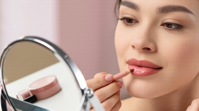 How to Use Lip Liner to Make Lips Look Bigger