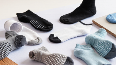 How to Choose the Best Grip Socks for Wholesale?