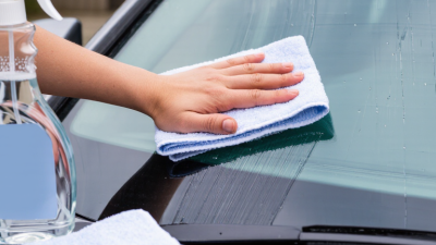 How to Clean Auto Glass Without Scratching It