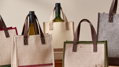 China Top Wine Gift Bag Manufacturer for Global Buyers