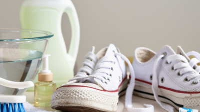 How to Clean White Canvas Shoes at Home in 2026?