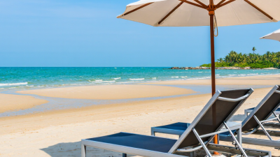 Why Choose Aluminum Over Steel for Beach Furniture?