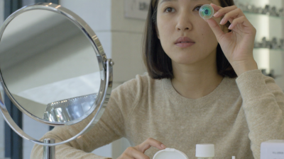How to Choose Custom Colored Contact Lenses?