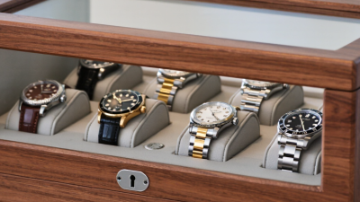 How to Choose a High End Watch Display Case?