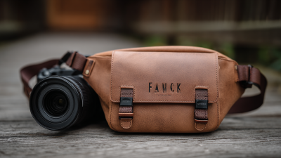 15 Must-Have Features of the Best Camera Fanny Pack Case for Global Travelers