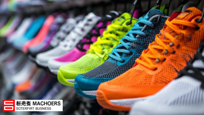 How to Choose the Best Sports Shoes Manufacturer for Your Business Needs