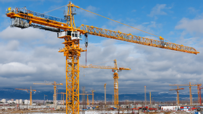 How to Choose the Best Tower Cranes with Stunning Pictures for Your Project