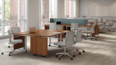 How to Choose the Best Small Office Table and Chairs for Your Workspace Efficiency