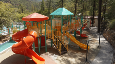 Unveiling the Top Outdoor Play Slides: A Comprehensive Analysis of Features and Benefits