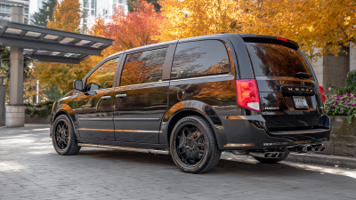 How to Choose the Right Handicap Van Rental for Your Needs