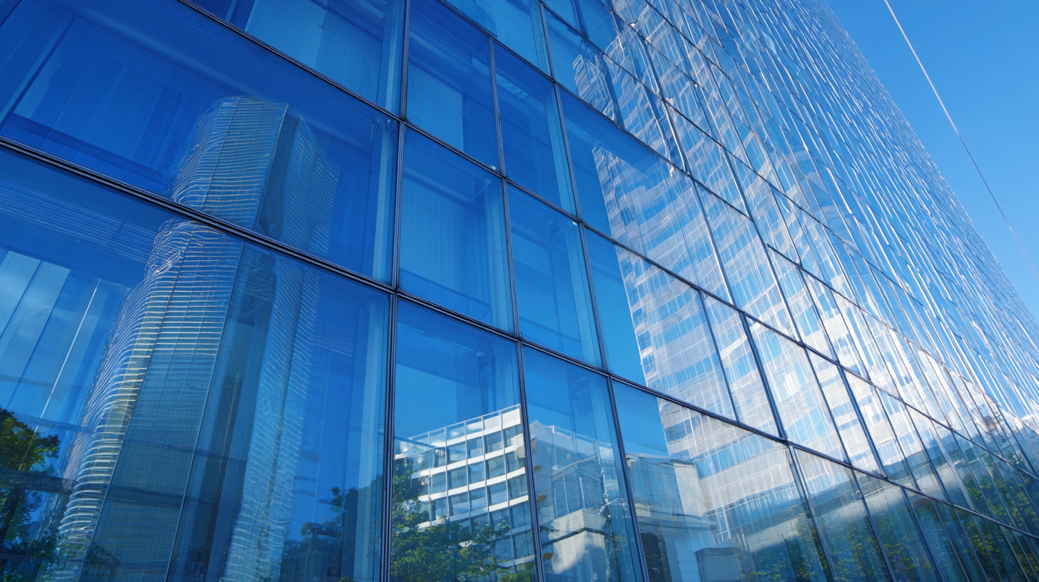 How to Choose the Right Reflective Glass for Your Project