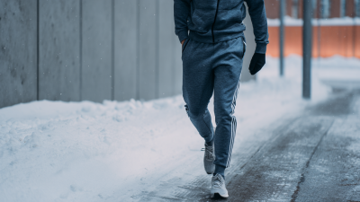 How to Choose Tracksuit Pants for Optimal Comfort and Performance According to Industry Experts