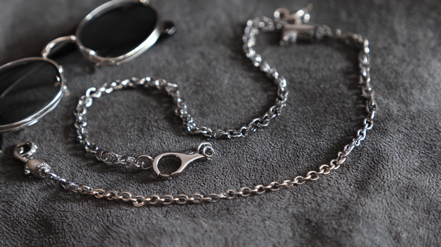 How to Choose the Perfect Sterling Silver Glasses Chain for Your Style