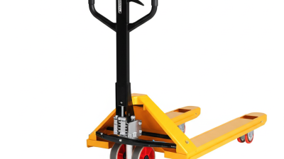 How to Use a Manual Pallet Jack Safely and Efficiently in Your Warehouse Operations