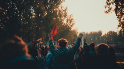 Unlocking the Benefits of Using Telescopic Flag Poles for Your Outdoor Events