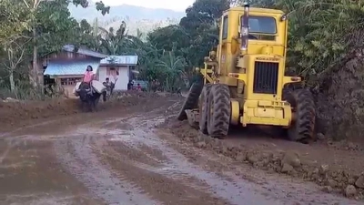 The Ultimate Guide to Understanding Caterpillar Track Shoes: Functionality and Impact on Heavy Machinery