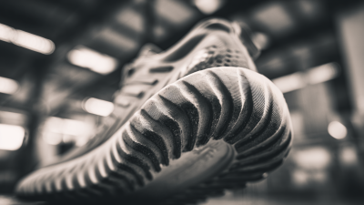 The Evolution of Sneaker Manufacturing: From Craftsmanship to High-Tech Innovation
