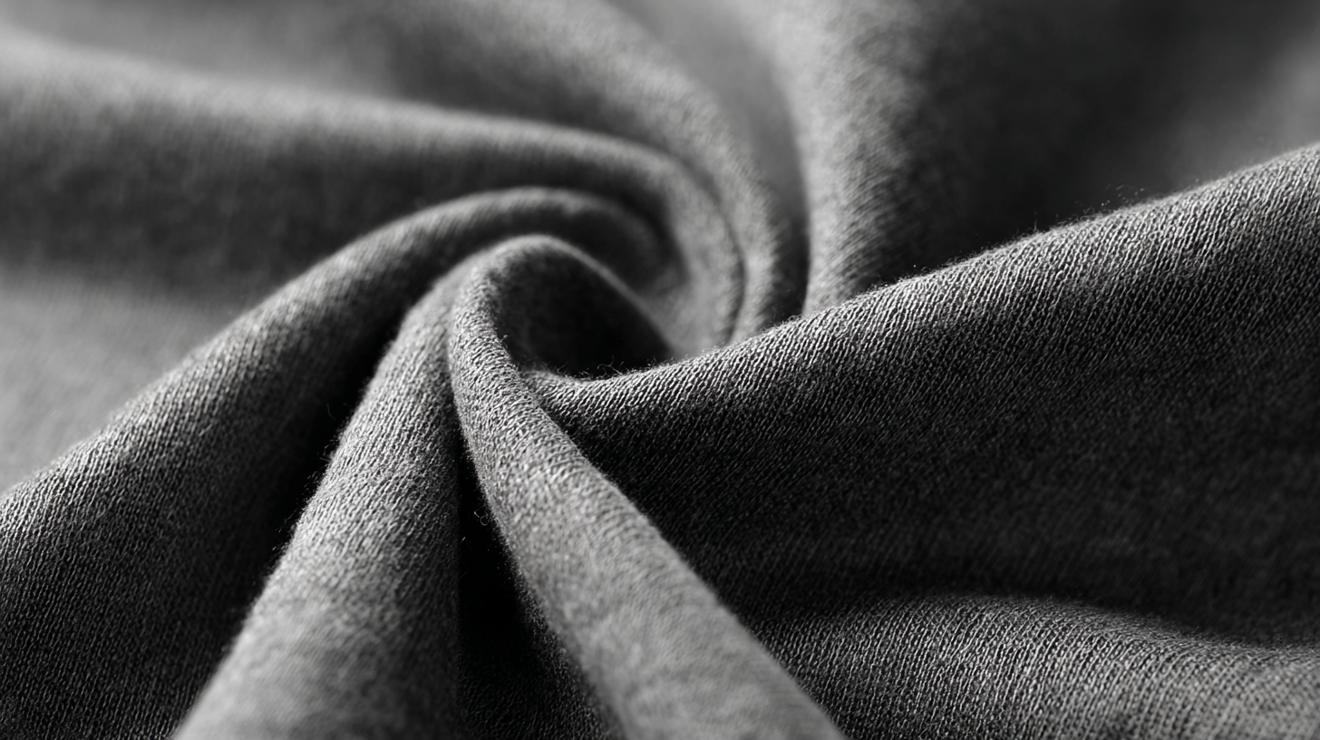 Exploring the Benefits of Thin Hoodie Fabric for Sustainable Fashion Choices