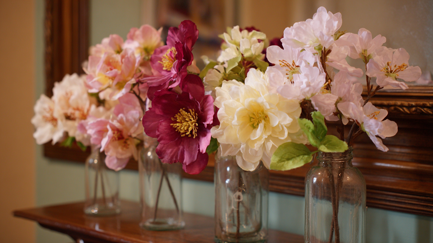 Transform Your Space: The Science Behind Choosing the Perfect Fake Flowers for Home Decor