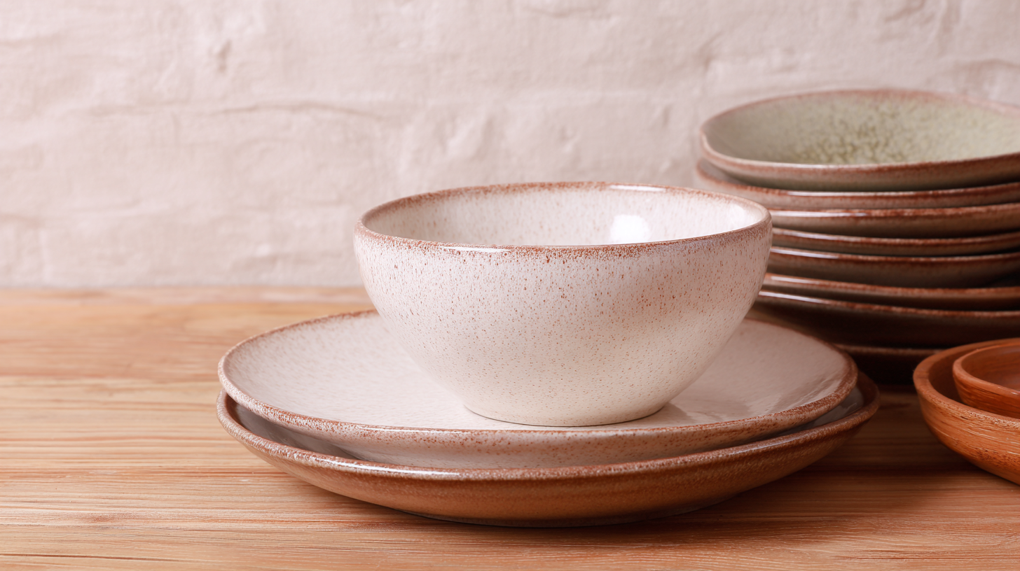 Exploring the Benefits of Using Ceramic Tableware for a Healthier Dining Experience