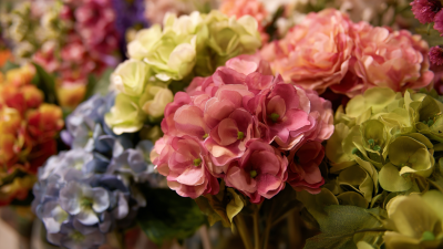 How to Choose the Best Artificial Flowers for Every Home Decor Style