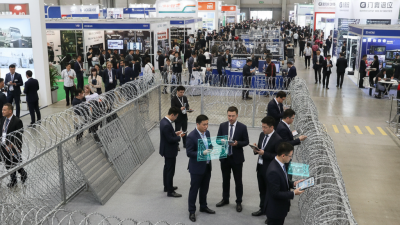 How to Choose Razor Wire Mesh Fence at Canton Fair 2026?