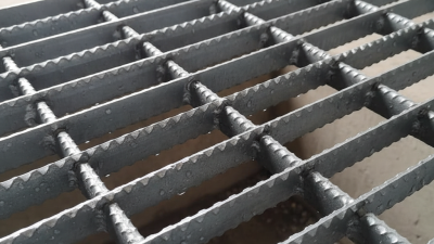 What is Serrated Bar Grating and Its Benefits for Buyers?