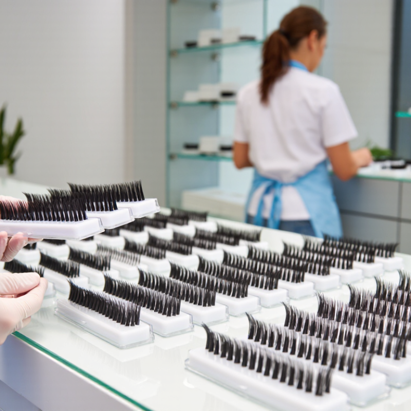 What Is the Best Semi Permanent Lashes Supplier in China?