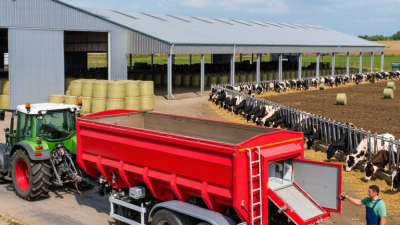 How to Choose the Right Feed Mixer for Your Farm?