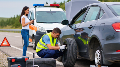 Why Choose Roadside Assistance Tire Repair Services?