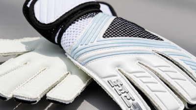 What Is a Custom Goalkeeper Gloves Manufacturer?