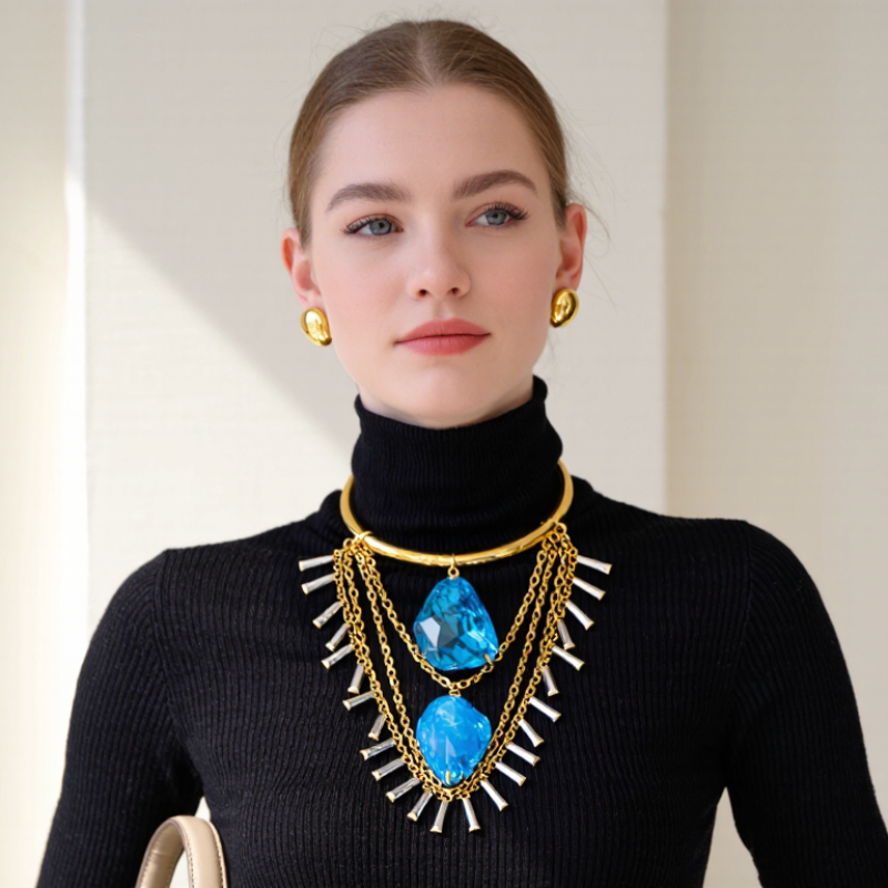 7 Best Ways to Style a Statement Necklace with a Turtleneck?