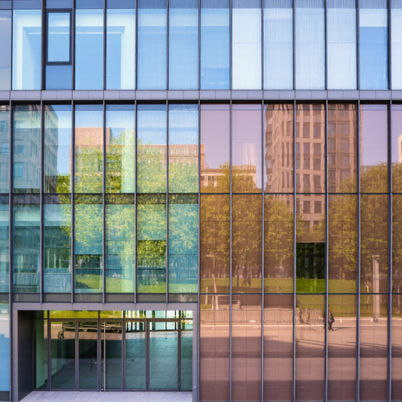How to Use Glass to Enhance Building Aesthetics?