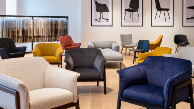 How to Choose Arm Chairs for Wholesale Buying?
