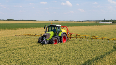 Why Choose a Broadcast Sprayer for Large Fields?