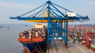 Why Is Container Supply Disrupted for Global Buyers?