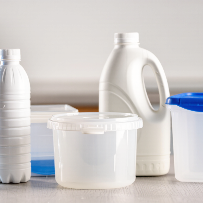 What Are Plastic Containers and How Are They Used?