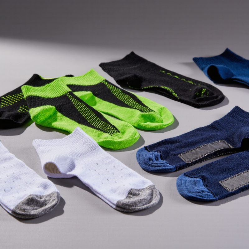 Top 10 Sports Socks Manufacturers for Global Buyers