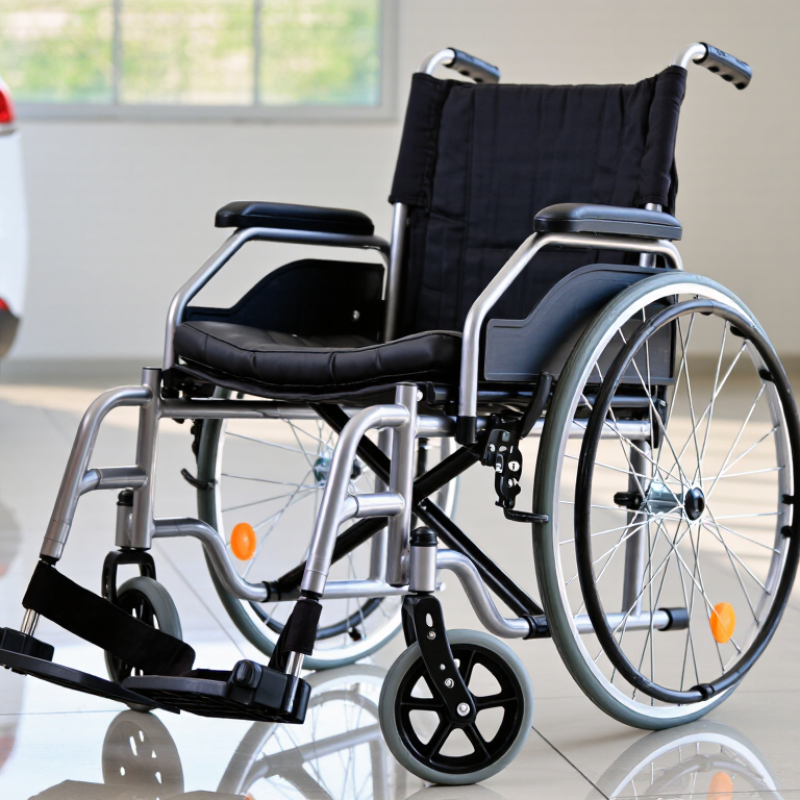How to Choose a Manual Folding Wheelchair for Global Buyers?