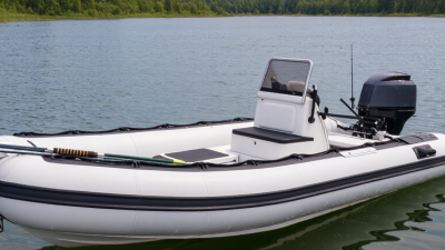 What Type of Small Fiberglass Boat Is Best?