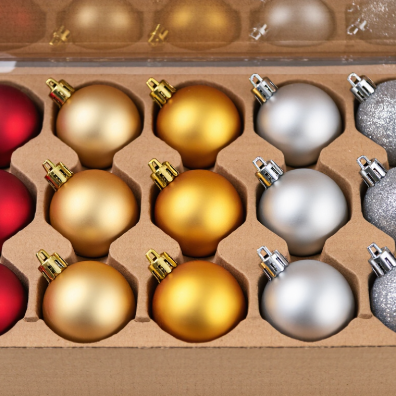 How to Choose Shatterproof Christmas Balls for Global Buyers