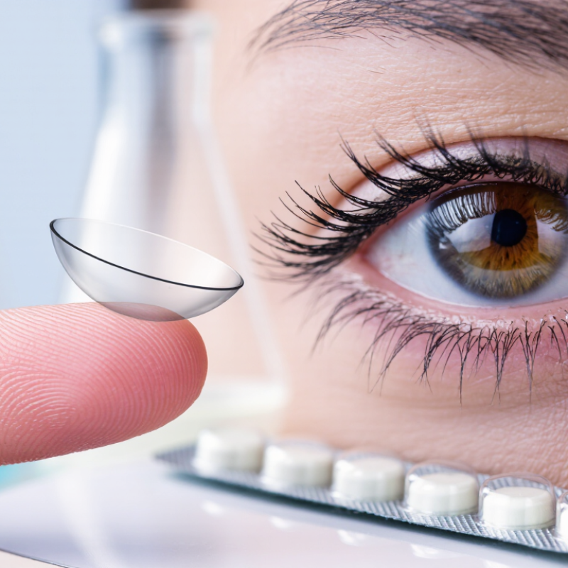 How to Choose Moisturizing Contact Lenses for Dry Eyes?