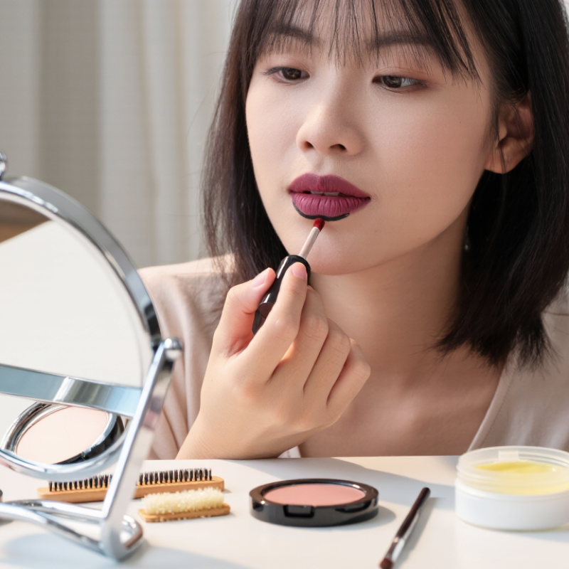 Why Does My Matte Lipstick Make My Lips Look Small 5 Tips?