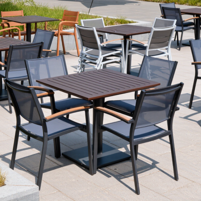 How to Choose Outdoor Chairs for Your Business?