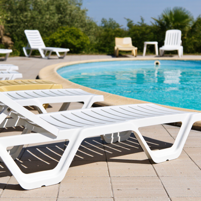 7 Best Reasons Plastic Folding Furniture Yellows in the Sun