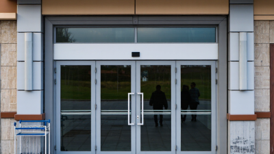 How to Choose Commercial Entry Doors